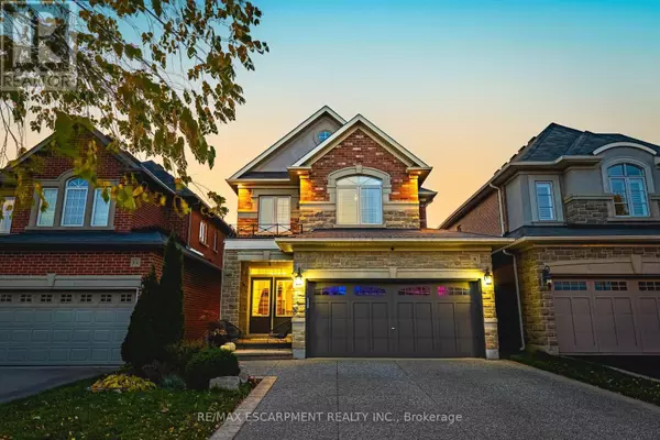 8 MATTEO TRAIL, Hamilton (sheldon), ON L9B0E8