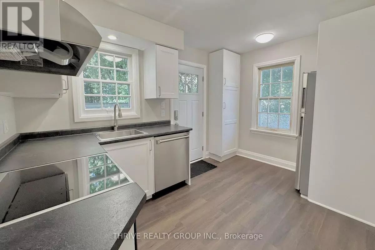 London North (north N), ON N6H1S3,165 OXFORD STREET W