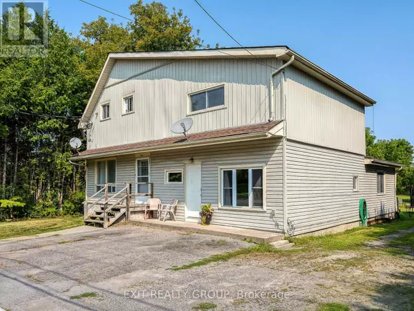 Brighton, ON K0K1H0,109 Prince Edward ST #B