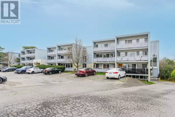 Guelph (dovercliffe Park/old University), ON N1G2V5,91 Conroy CRES #408