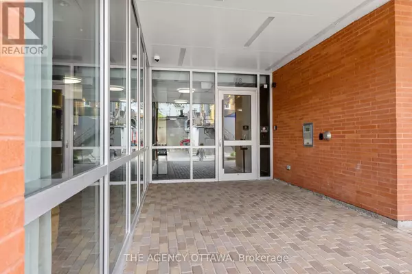 Ottawa, ON K1S5J5,118 HOLMWOOD AVE #406