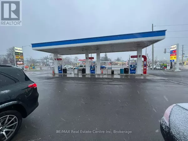 8209 LUNDY'S LANE, Niagara Falls (west Wood), ON L2H1H3