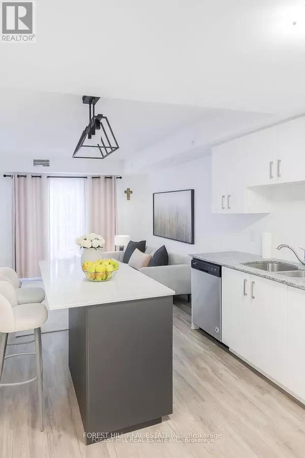 Guelph (grange Road), ON N1E0R5,104 Summit Ridge DR #110