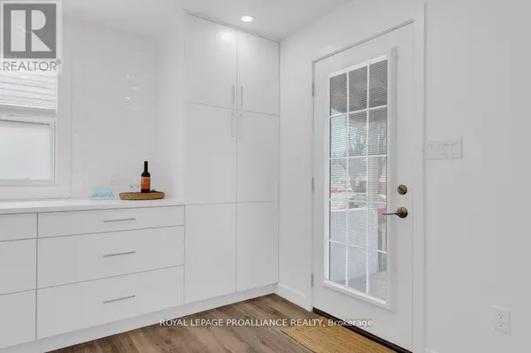 Quinte West (trenton Ward), ON K8V4L7,61 DELANEY STREET