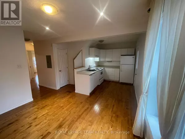 Ottawa, ON K1R5X8,519 Lyon ST North #2
