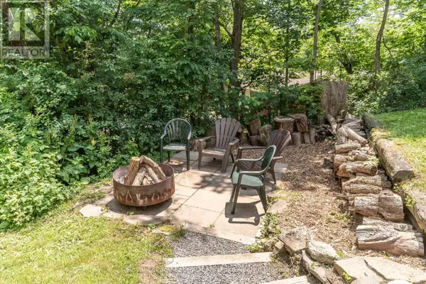 Huntsville (chaffey), ON P1H1V4,31 FLORENCE STREET W