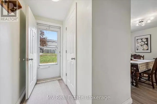 Guelph (willow West/sugarbush/west Acres), ON N1K1A3,700 Paisley RD #94