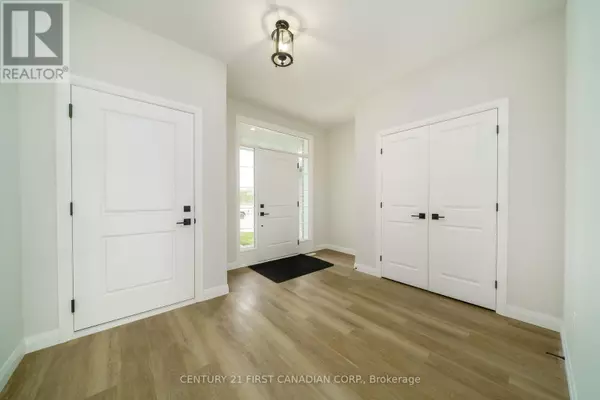 North Middlesex (ailsa Craig), ON N0M1A0,6 SHELDABREN STREET