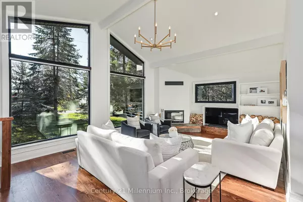 Blue Mountains, ON N0H2P0,145 RUSSELL STREET W