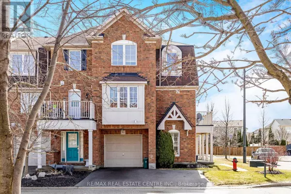 Cambridge, ON N1T2G8,71 Garth Massey DR #80