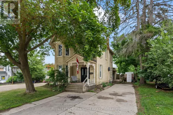 Minto, ON N0G1Z0,125 ELORA STREET S