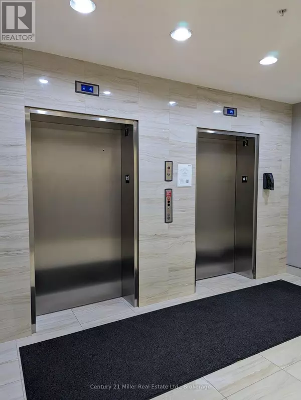 Hamilton (durand), ON L8P3G1,85 Robinson ST #106