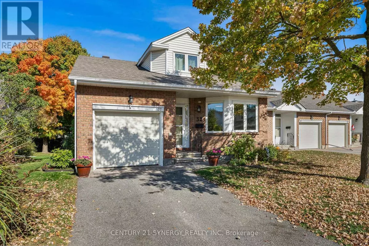 Ottawa, ON K2S1C7,32 Innesbrook CT #16