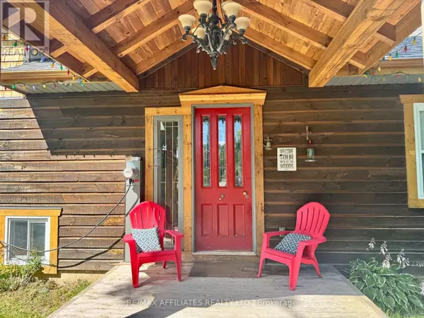 Lanark Highlands, ON K0G1K0,6828 511 HIGHWAY