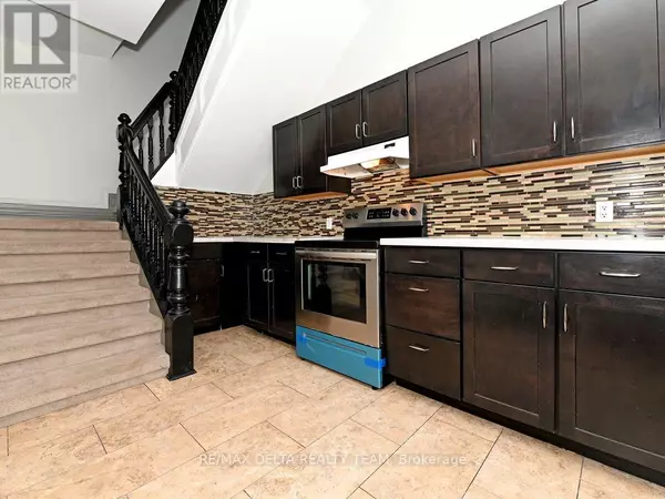 Ottawa, ON K1R6J4,355 BRONSON AVENUE