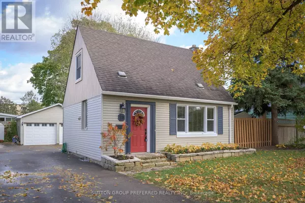 London East (east C), ON N5Y2B6,28 APELDOORN CRESCENT