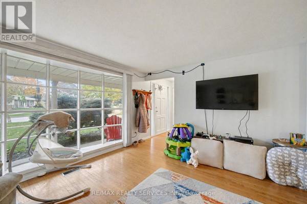 Kitchener, ON N2E1A4,76 APPALACHIAN CRESCENT