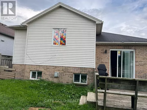 London East (east D), ON N5V4Z1,185 THURMAN CIRCLE