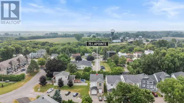 Russell, ON K0A1W0,75 LAPOINTE BLVD #1C