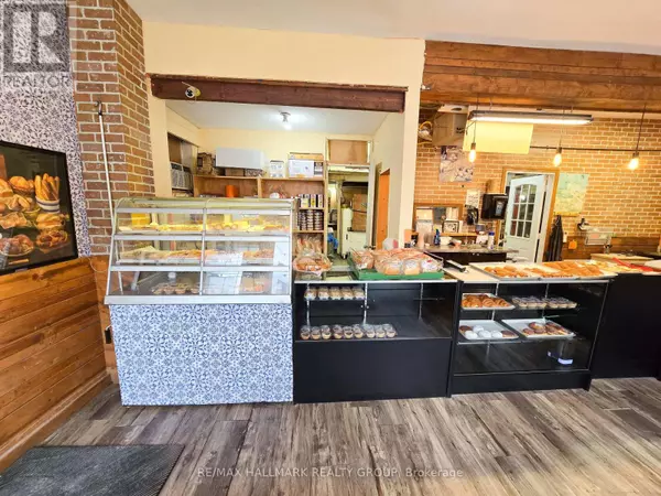 Ottawa, ON K1N7R2,48 NELSON STREET