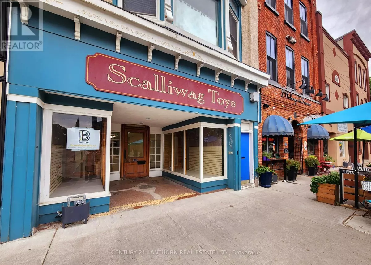 Belleville (belleville Ward), ON K8N2Z8,302 Front ST #1