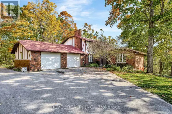 Kawartha Lakes (fenelon), ON K0M1N0,149 LAKEBREEZE ROAD