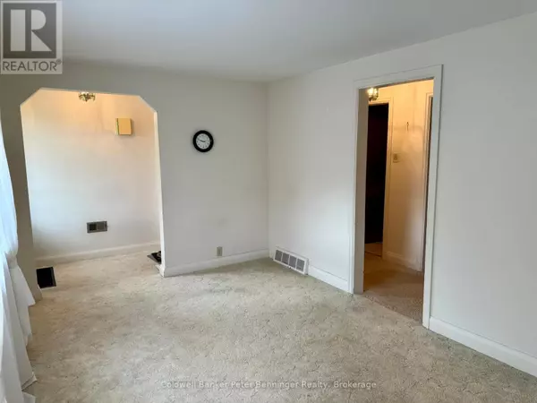 Brockton, ON N0G2V0,121 HINKS STREET