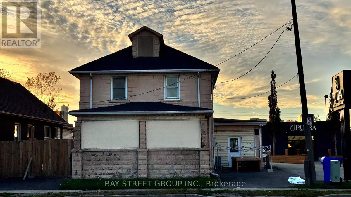 Niagara Falls (hospital), ON L2G3X6,5731 Stanley AVE #Unit C