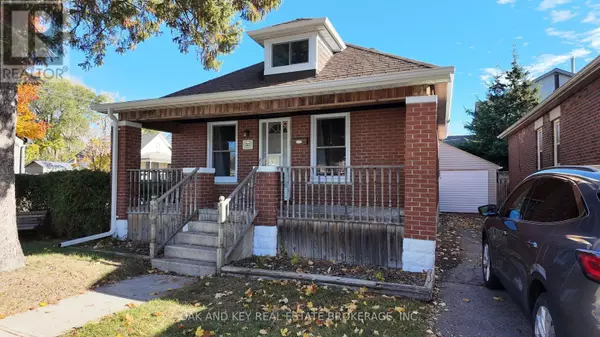 London East (east M), ON N5Z2K7,32 TENNYSON STREET