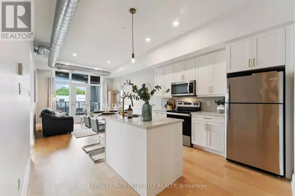 Ottawa, ON K1Y1T7,101 Pinhey ST #302