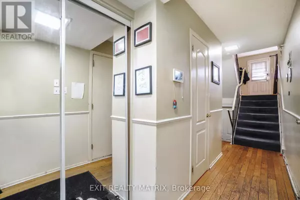 Ottawa, ON K2L1Z8,48 PEARY WAY