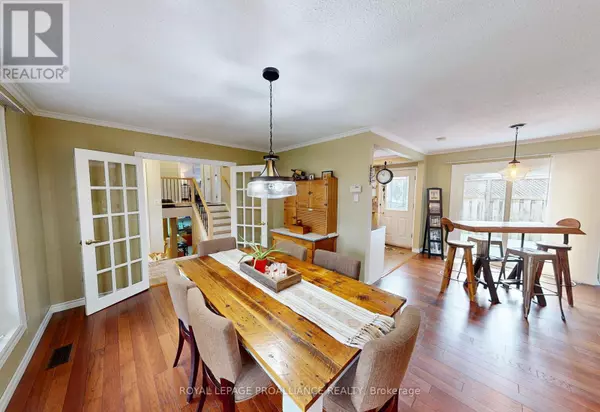 Belleville (belleville Ward), ON K8P2N7,11 STAVEBANK ROAD