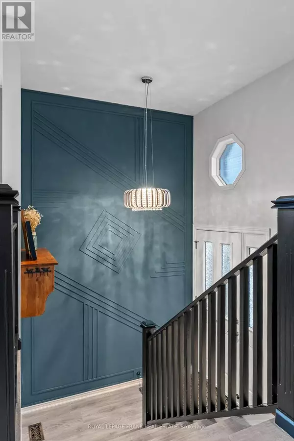 Kawartha Lakes (bobcaygeon), ON K0M1A0,21 BIRCH CRESCENT