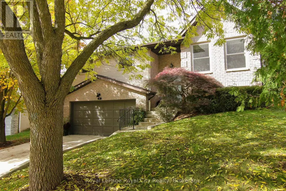 Guelph (willow West/sugarbush/west Acres), ON N1K1J5,41 SHOEMAKER CRESCENT