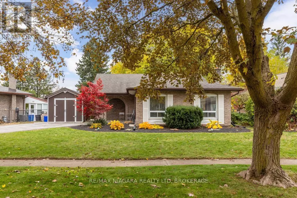 Niagara Falls (church's Lane), ON L2J2A5,5674 HILLCREST CRESCENT