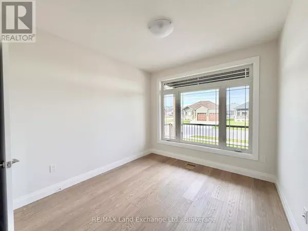 Saugeen Shores, ON N0H2C3,155 WESTLINKS DRIVE