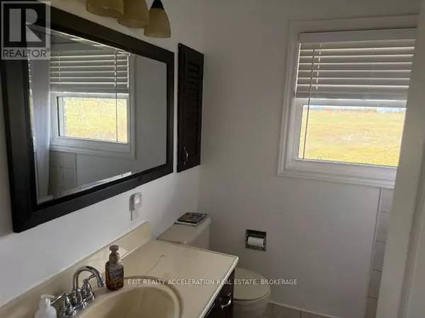 Loyalist (lennox And Addington - South), ON K0H2H0,2205 SHARPE ROAD