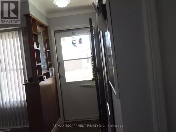 Niagara Falls (marineland), ON L2G7H6,7543 REDHAVEN CRES #main