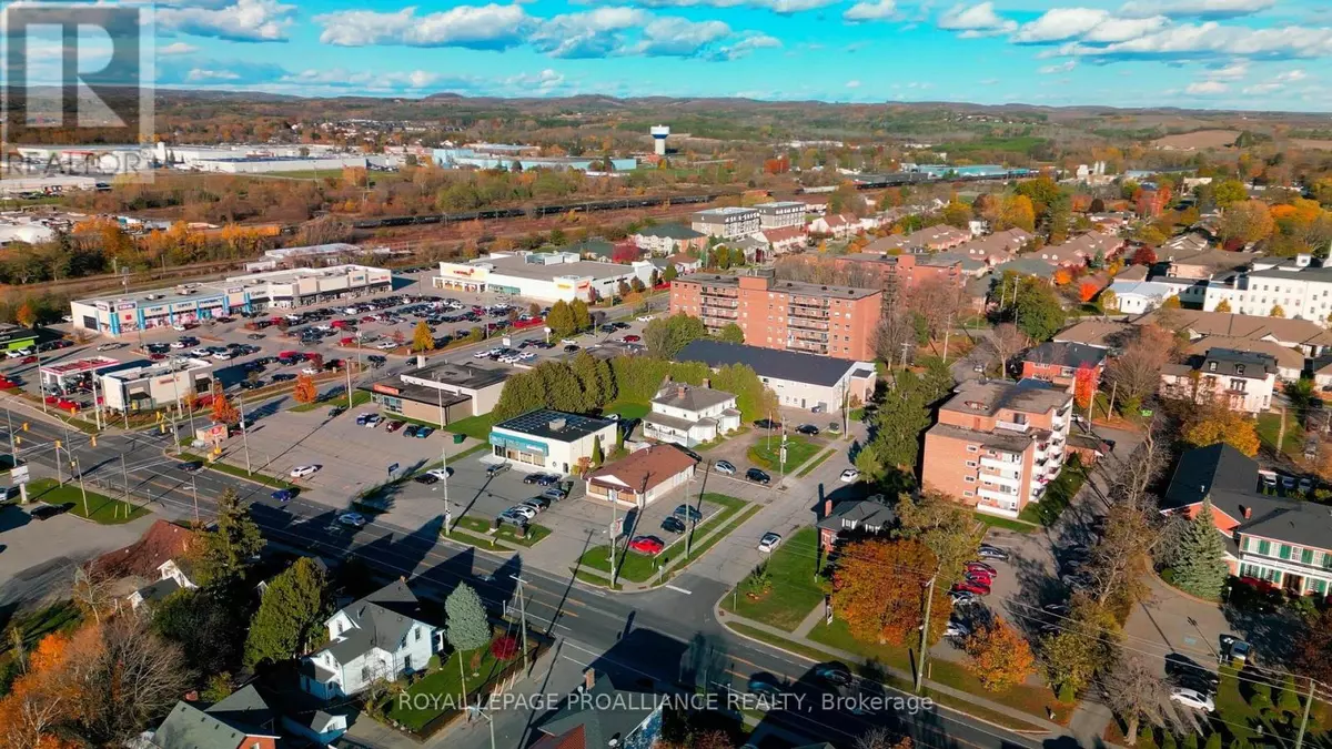 Cobourg, ON K9A3S2,456 DIVISION STREET