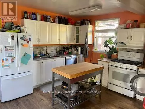 London East (east K), ON N6B2S2,190 COLBORNE STREET