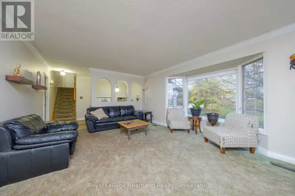 North Huron (wingham), ON N0G2W0,5 REMINGTON DRIVE