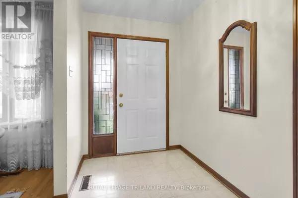 London South (south N), ON N6J4K4,42 APPLEGREEN GROVE