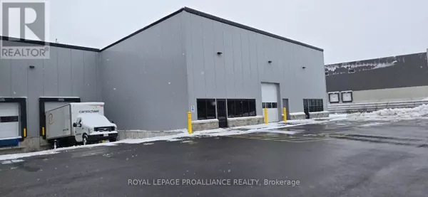 Belleville (belleville Ward), ON K8N5S6,296 University AVE #C