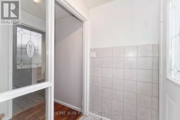 Ottawa, ON K2E6K5,1292 MEADOWLANDS DRIVE E