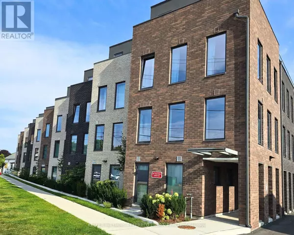 Cobourg, ON K9A2H9,325 University AVE #102