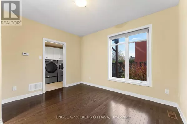 Ottawa, ON K2G4R8,212 ACCOLADE PRIVATE