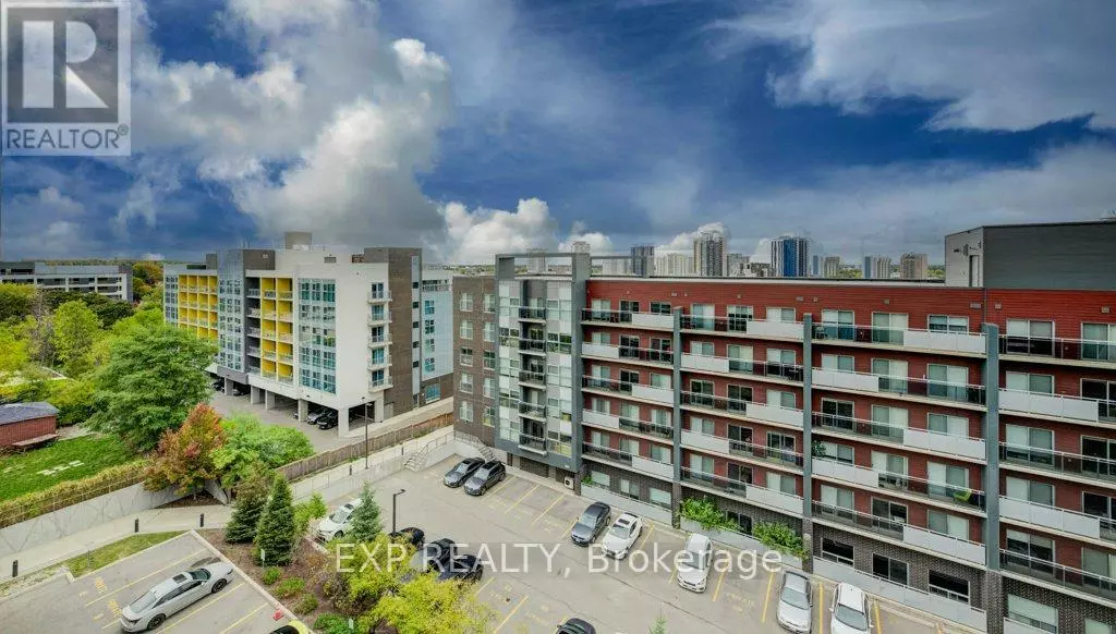 250 Albert ST #718, Waterloo, ON N2L0H5