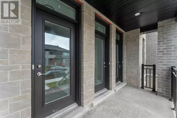 Ottawa, ON K2S3A9,20F Maize ST #213