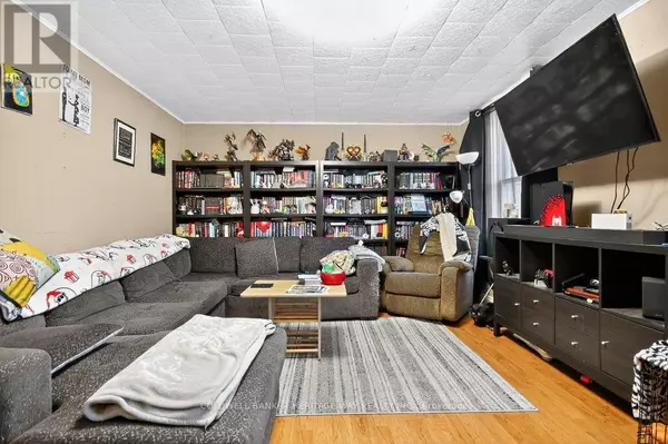 Mississippi Mills, ON K0A1A0,48 MAIN STREET W