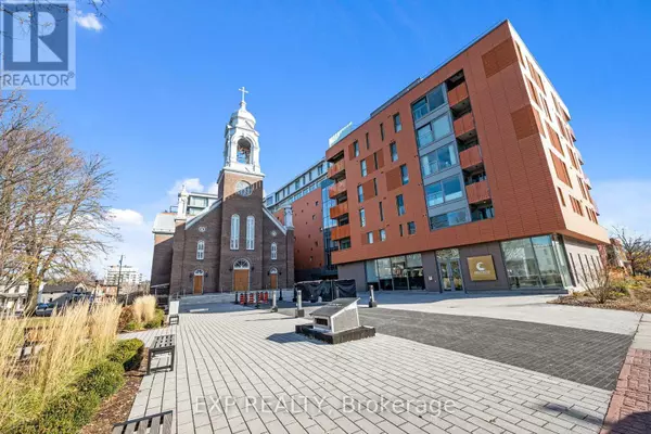 135 BARRETTE ST #203, Ottawa, ON K1L7Z9